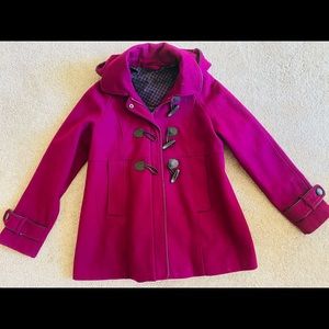 Steve Madden Peacoat! Perfect for a pop of color!